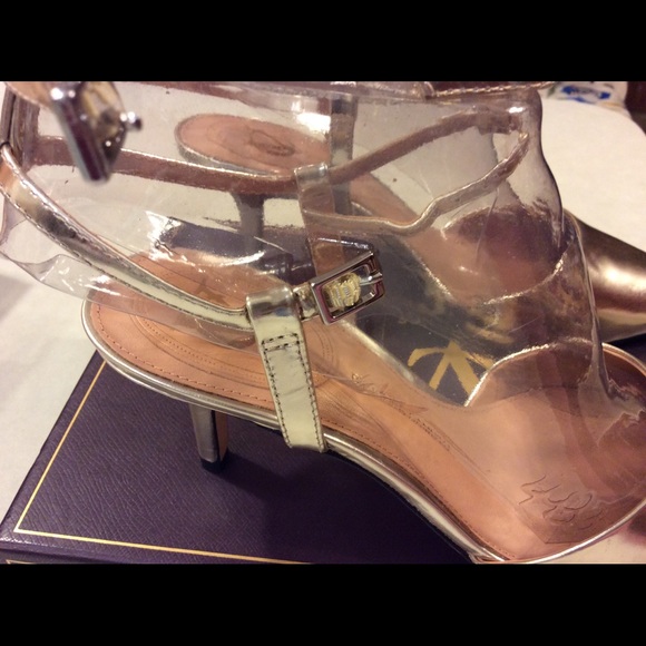 Vince Camuto shoes - Picture 3 of 8